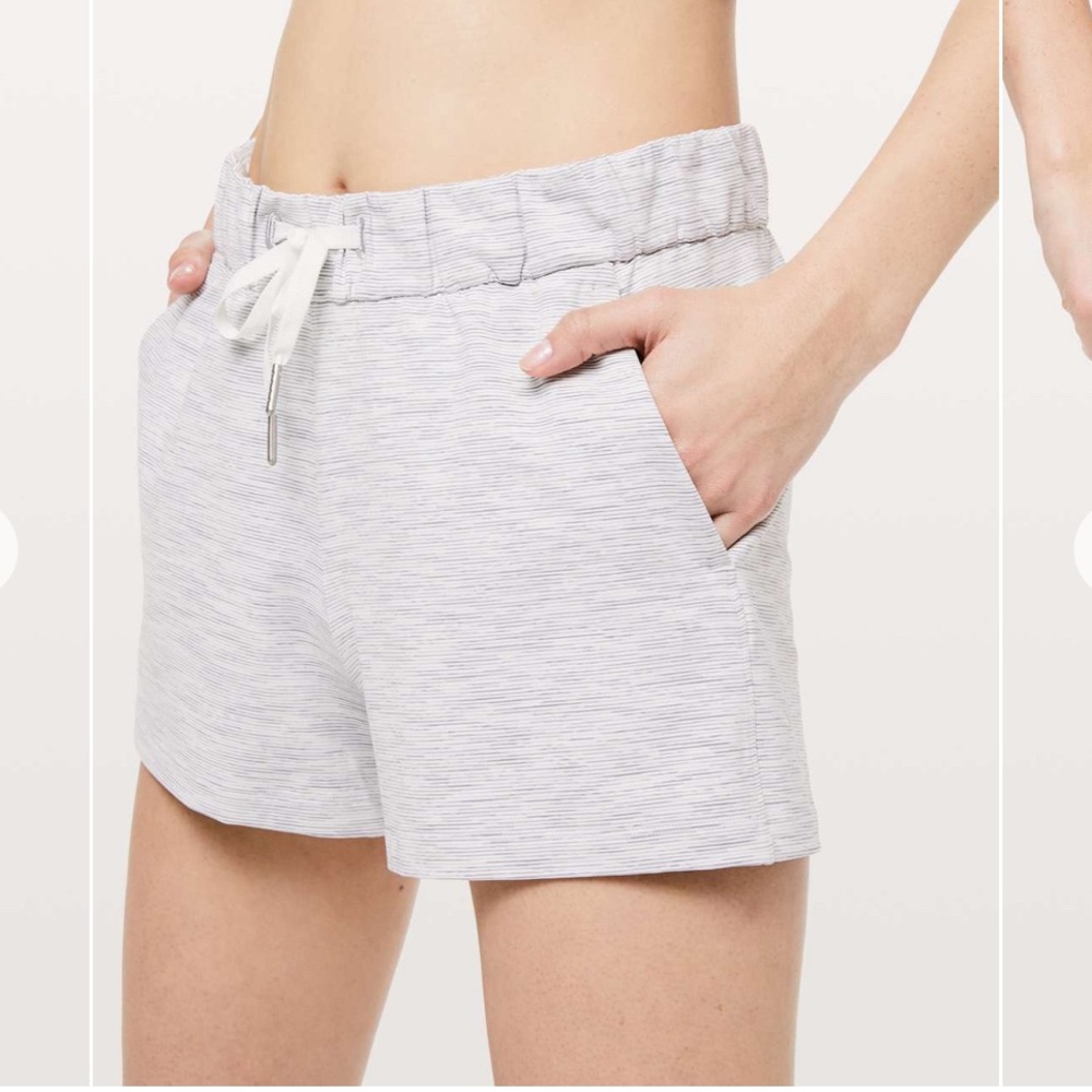 Lululemon On The Fly Short *2.5"